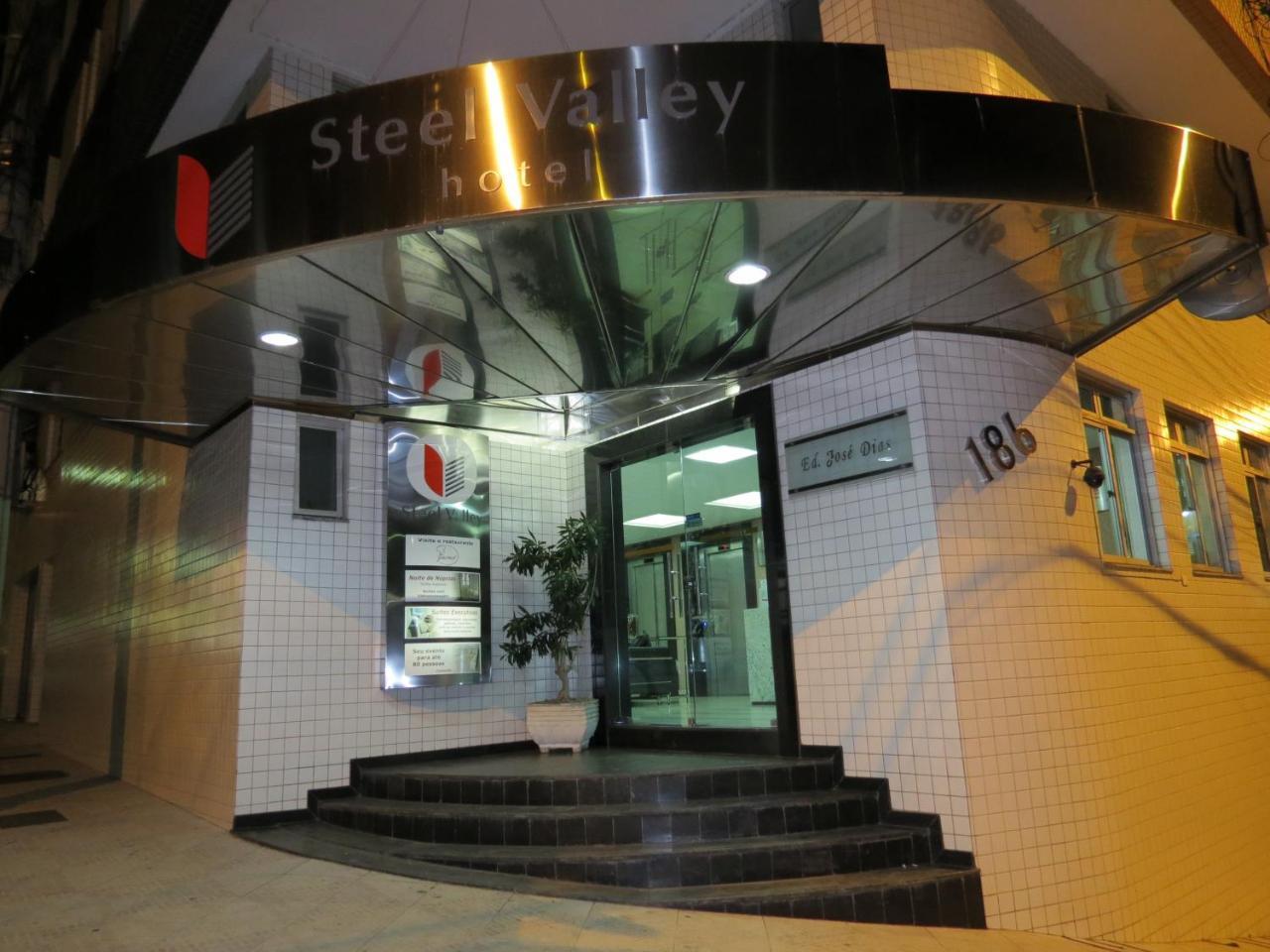 Steel Valley Hotel อิปาทินกา ภายนอก รูปภาพ